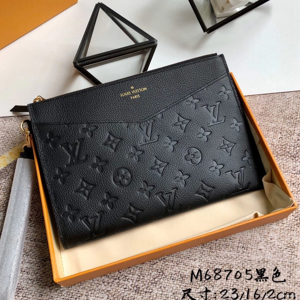 Frstbag ru MÉLANIE LOUIS MM VUITTON POCHETTE 0724